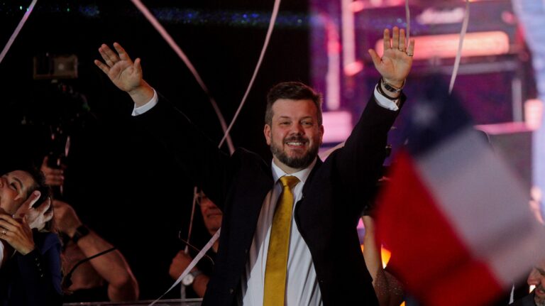 Johannes Kaiser afirma que de llegar a La Moneda liberará a carabinero que cegó a Fabiola Campillai