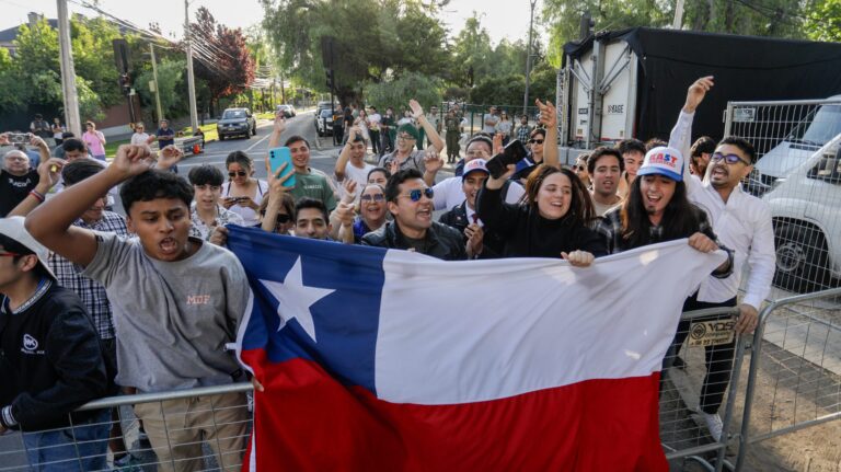 Comando de José Antonio Kast inicia despliegue para esperar los resultados de las elecciones 2025