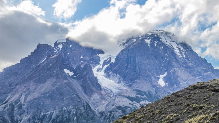 Tragedia en Torres del Paine: CNC y Asociación de Hoteles y Servicios Turísticos critican administración estatal en la zona
