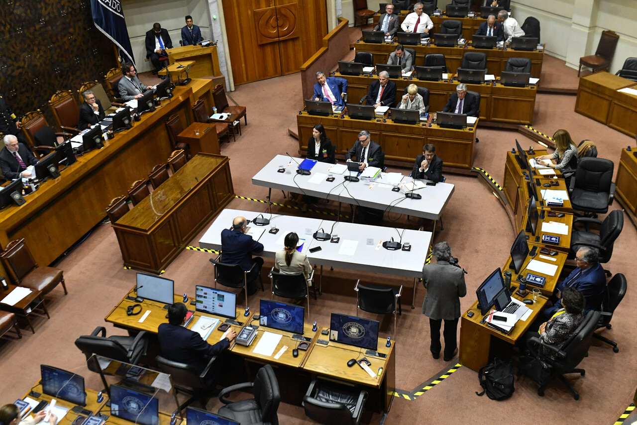 El exministro de Energía, Diego Pardow, en el hemiciclo del Senado por la acusación constitucional en su contra/Agencia Uno