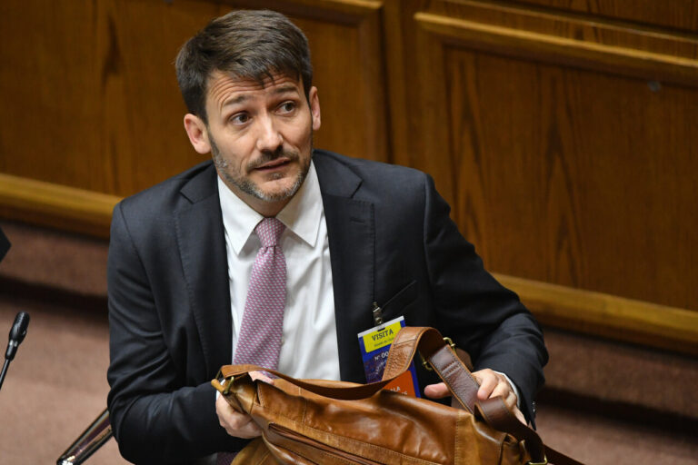 Senado rechazó acusación constitucional contra el exministro Diego Pardow