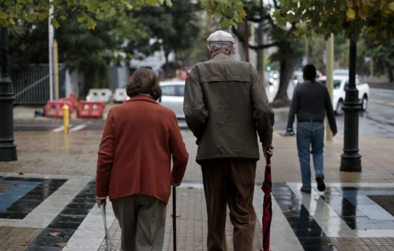 Aguinaldo de Navidad para pensionados 2025: ¿Quiénes lo recibirán primero?