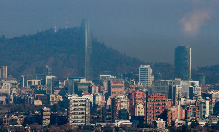 Chile y Países Bajos entre los países OCDE donde más cayeron los ingresos reales en el trimestre abril-junio