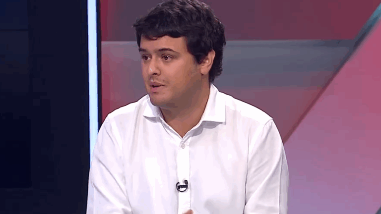 Cretton (UDI) califica como “bastante natural” una eventual coalición entre Chile Vamos y Republicanos tras dichos de Squella