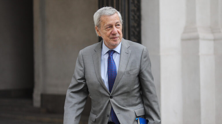 Chile se consolida como líder en relaciones con la Unión Europea mediante acuerdo pionero, afirma canciller Van Klaveren