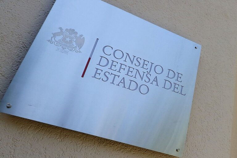 CDE valoró fallo que declaró culpable a exdirector PDI, Héctor Espinosa: 
