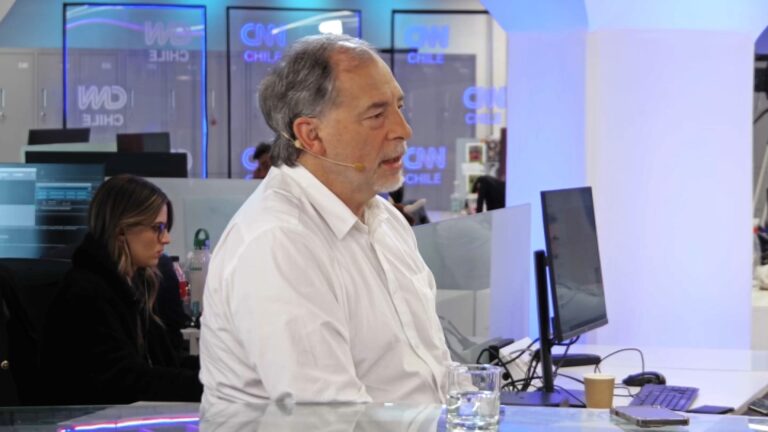 Girardi afirma que dichos de Quiroga iban 