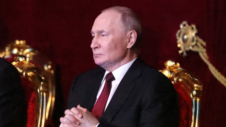 Kremlin rechaza propuesta europea de paz para Ucrania y califica plan como 