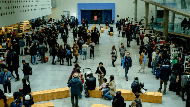 El alma del sur llega a Santiago: Feria “Secretos de La Araucanía” se toma el Centro Cultural La Moneda