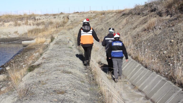 DGA y SMA suscriben convenio para fortalecer fiscalización ambiental de recursos hídricos: ¿Cómo funcionará?