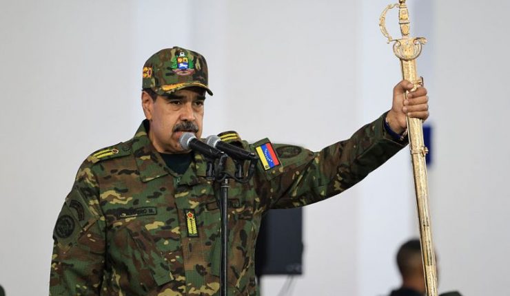 Se complica cada vez más la situación en Venezuela: Se recrudece la tensión por el despliegue militar de EE.UU. en el Caribe