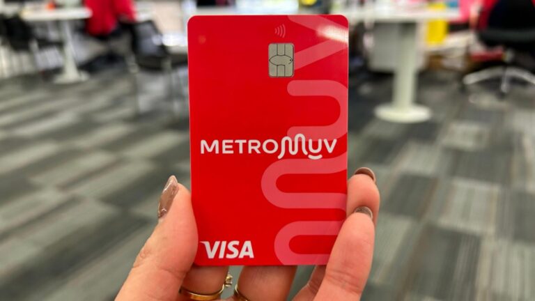 Física, digital y con saldo máximo de $500.000: ¿Cómo funciona la nueva tarjeta de prepago del Metro?