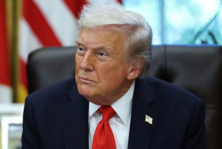 Trump espera firmar el proyecto para poner fin al cierre del Gobierno “más tarde esta noche”, informa la Casa Blanca