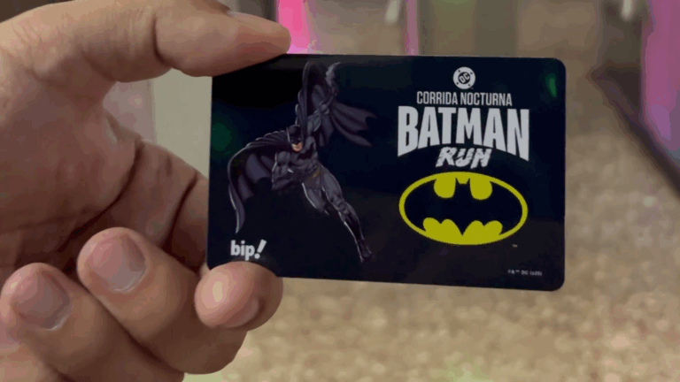Metro lanza tarjeta Bip! especial por la Batman Run 2025: ¿En qué estaciones se puede comprar?