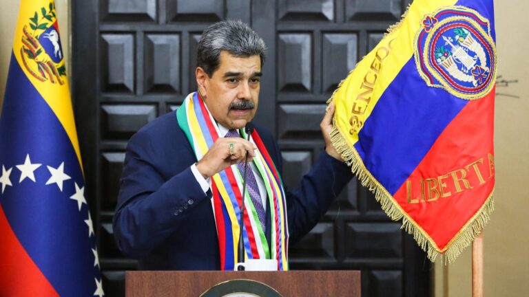 Maduro llama a militares colombianos a una “unión perfecta” con Venezuela ante la escalada con EE.UU.