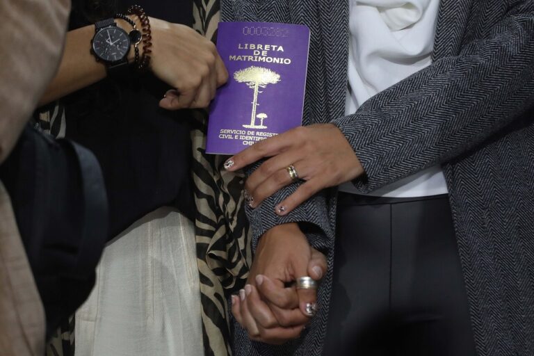 Matrimonio igualitario: Más de 7.500 parejas del mismo sexo se han casado en Chile desde que entró en vigor