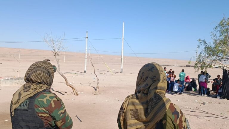 Varias decenas de migrantes ingresan a Perú por frontera con Chile burlando la seguridad