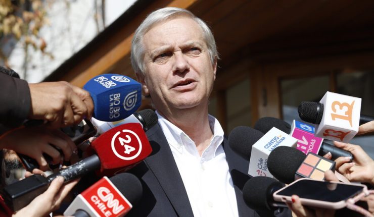 Kast tras declaraciones de Meza sobre conmutación de penas, incluyendo violadores de niños: 