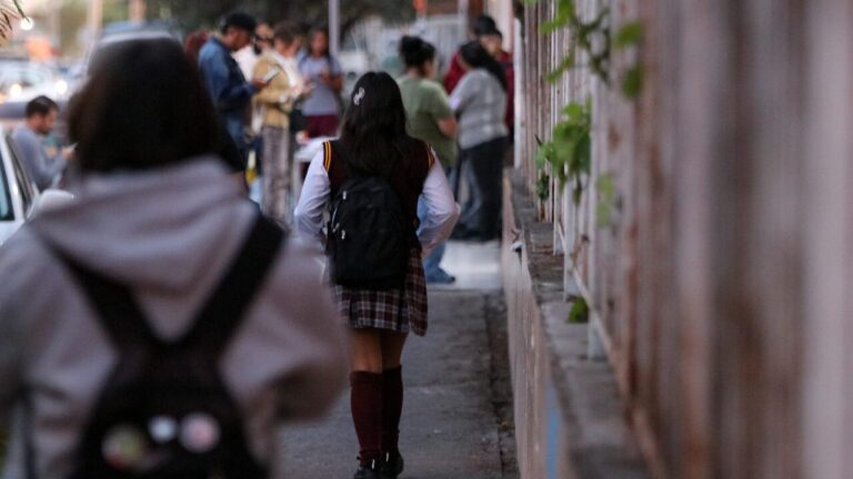 Mineduc define calendario escolar 2026: ¿Cuándo inician las clases en todo Chile?