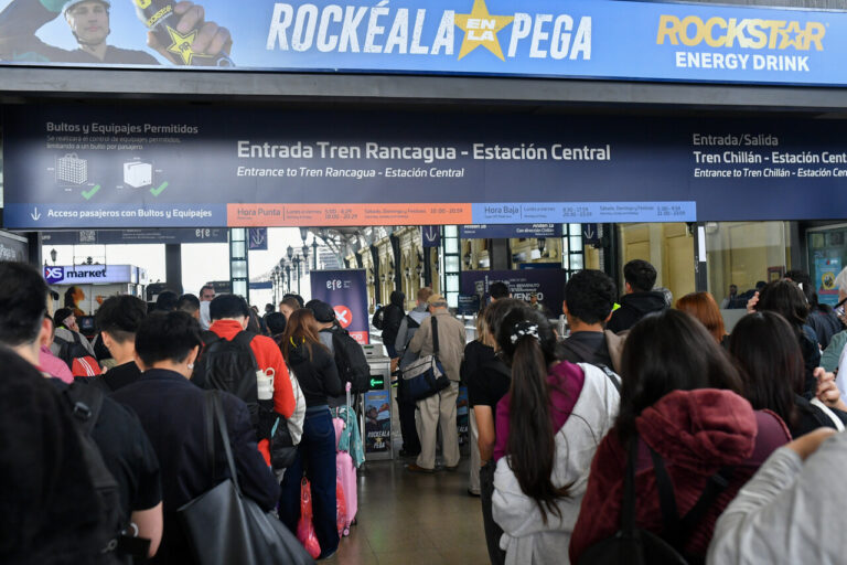 EFE registra aumento del 104% de pasajeros durante la segunda vuelta presidencial