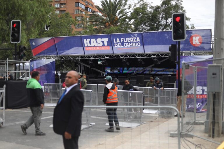 José Antonio Kast se impone en todas las regiones del país: Preparan celebración en su comando