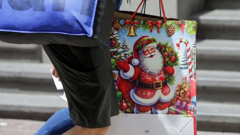 Garantía legal y ticket de cambio: Cuáles son sus diferencias y cómo procede cada uno