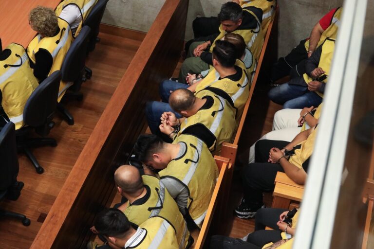 Mega audiencia por corrupción en Gendarmería: Acogen a trámite recurso de amparo presentado por defensores privados