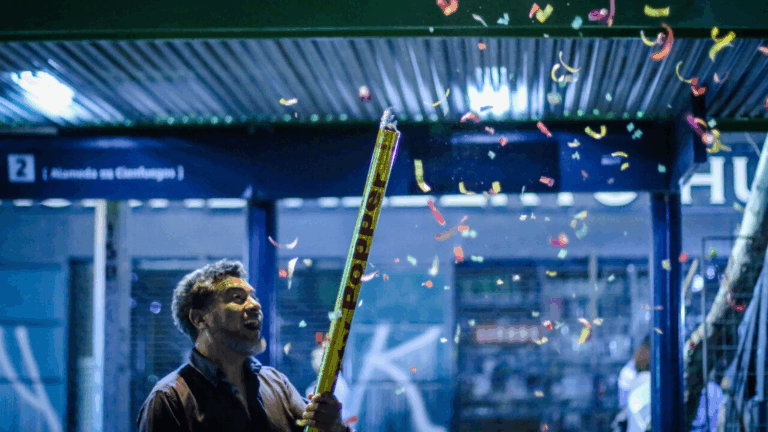 Fiesta de Año Nuevo 2026: Conoce los cierres y otras medidas de tránsito en Santiago