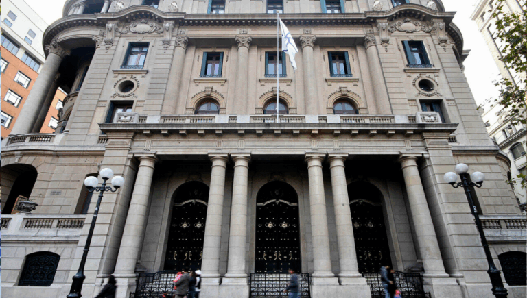 Tribunal ordena la liquidación de la dueña del Club de la Unión y revierte su proceso de reorganización