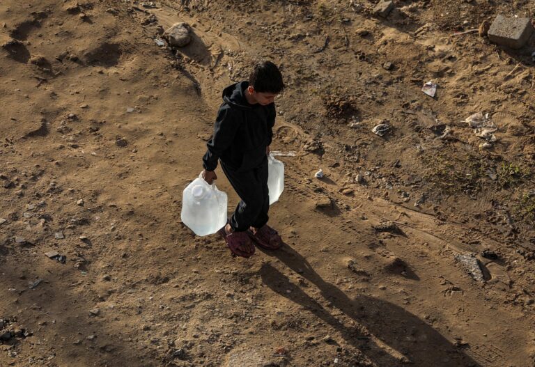 Hamás acusa a Israel de violar el alto el fuego y rechaza la 