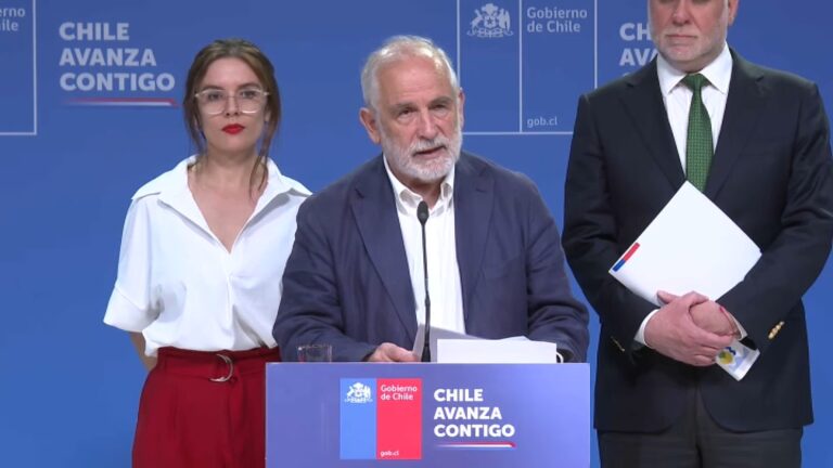 Megatoma de San Antonio: Gobierno expropiará 100 hectáreas y anuncia plan para desalojados