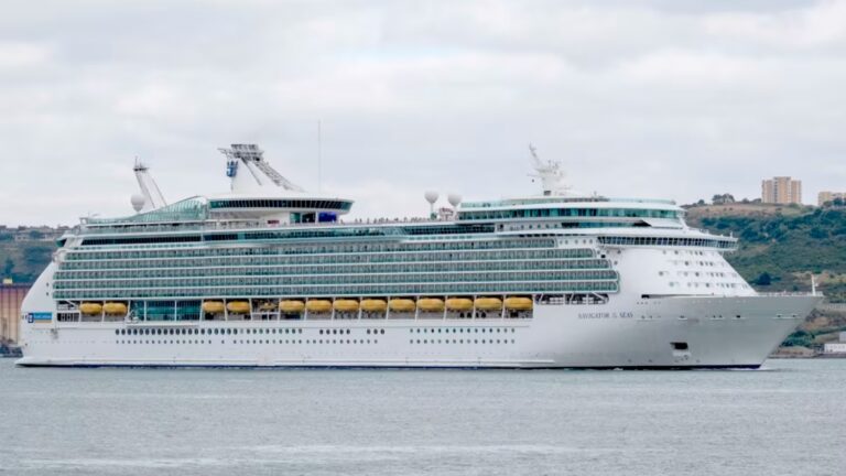 Pasajero de crucero fallece luego de que le sirvieran “por lo menos” 33 tragos: Familia está demandando a Royal Caribbean