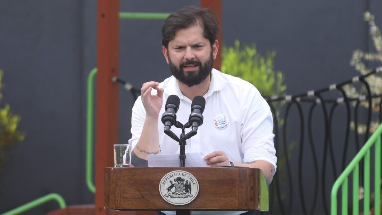 Presidente Boric califica de 