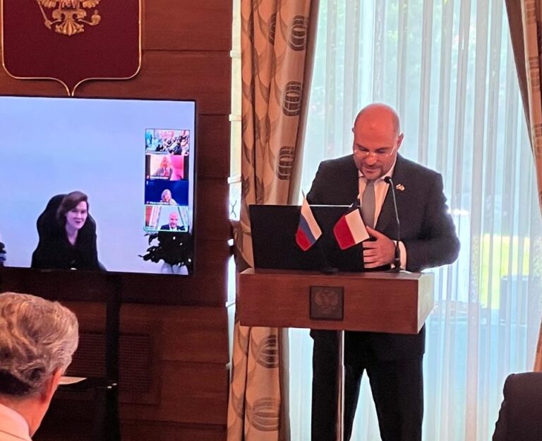 Oficializan lanzamiento de nueva Cámara de Comercio, Cultura y Deporte Chileno-Rusa