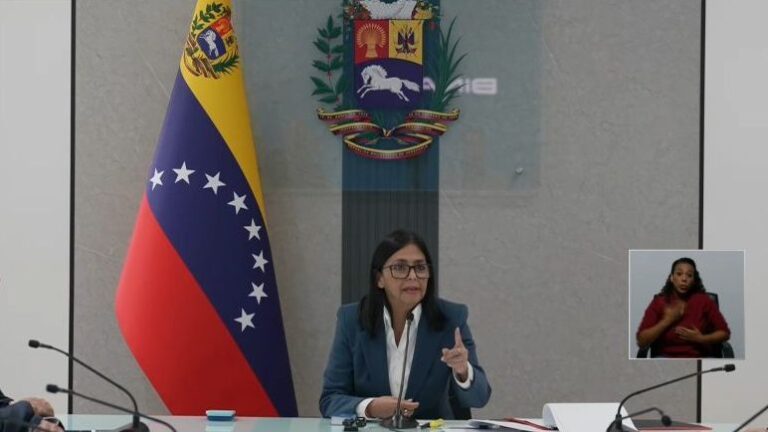 Delcy Rodríguez afirma que Venezuela tiene derecho a mantener relaciones con China, Rusia, Cuba, Irán y “con Estados Unidos también”