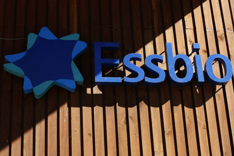 Essbio anuncia corte de agua en Tomé tras incidente durante labores de mantención: Buzo habría sido succionado por ducto