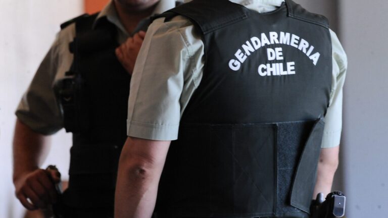 Avanza en el Senado proyecto que obliga al personal de Gendarmería a declarar intereses y patrimonio