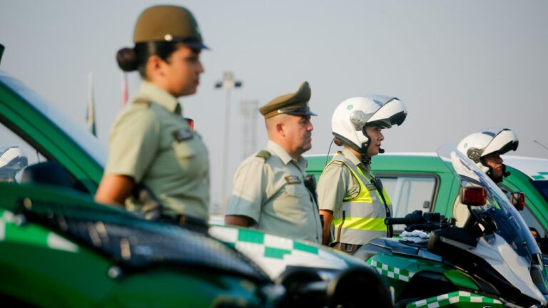 Avanza en la Cámara Baja iniciativa que busca autorizar a carabineros el porte permanente de armas de cargo