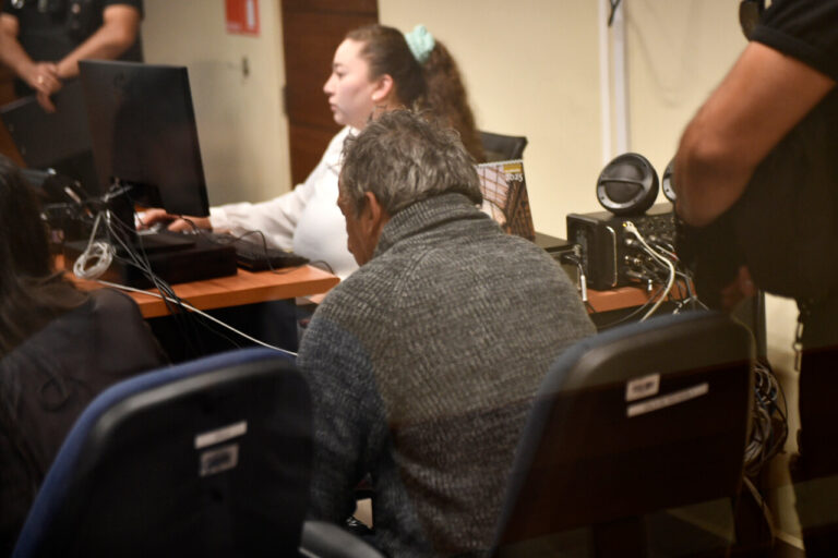 Exyerno de Julia Chuñil queda con arresto domiciliario nocturno