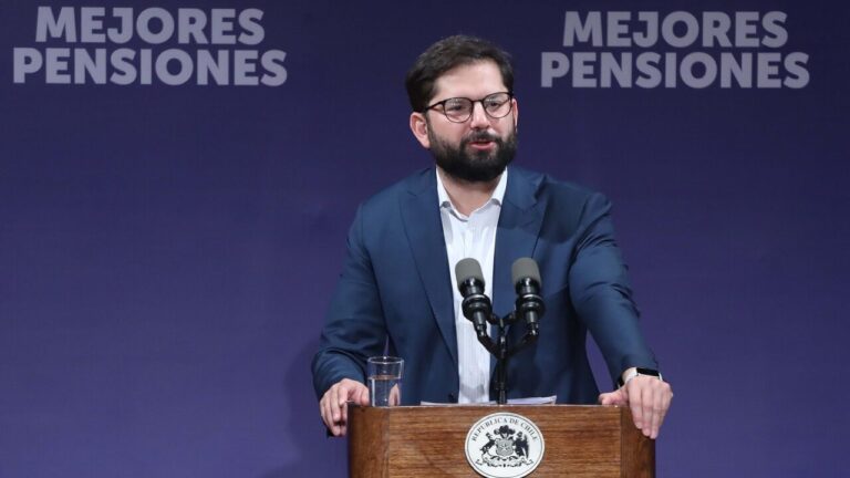 Tensión oficialista: Boric llama a la unidad en el progresismo y pide 