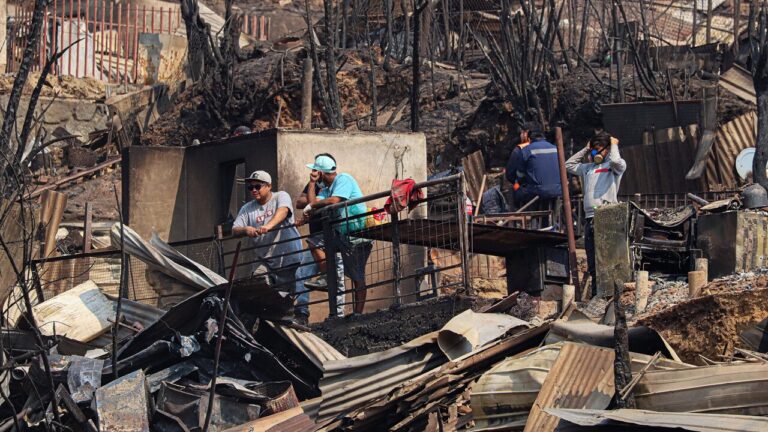 Jefe de la Defensa en el Biobío determina toque de queda para Punta de Parra y prohibición de acceso a ciertas playas