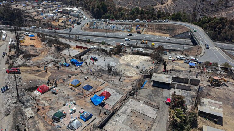 Gobierno confirma nueva muerte por incendios forestales: Aumentan a 21 los fallecidos