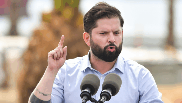 Presidente Boric respalda a Gustavo Gatica tras absolución de Claudio Crespo y afirma que “no puede haber impunidad”