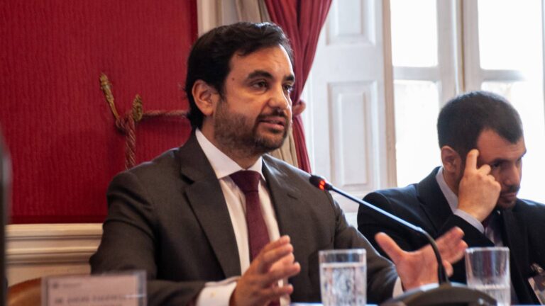 Ministro de Justicia y DD.HH aborda absolución de Crespo: 