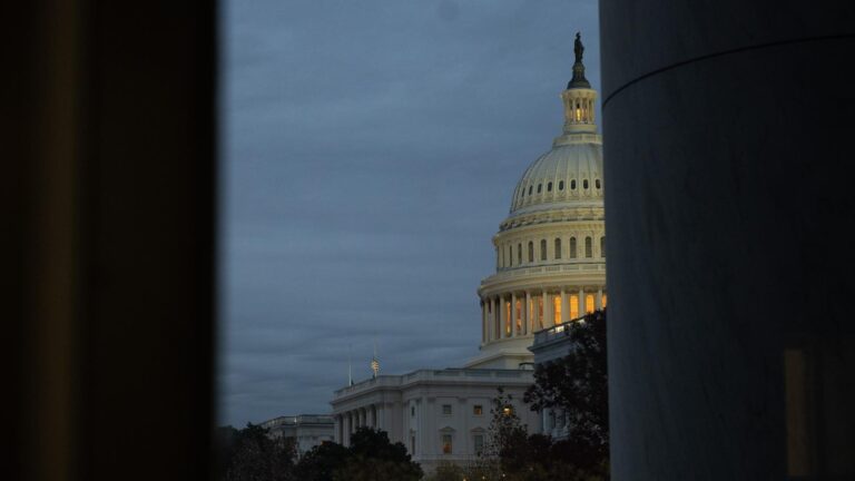 Departamento de Justicia de EE. UU. publicará millones de páginas de documentos en investigación de Epstein