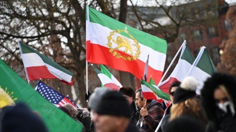 Milicia iraquí dice a EE.UU. que “la guerra contra Irán no es un paseo” ante advertencias de Trump