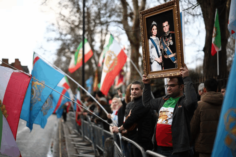 Irán afirma que el apagón de Internet continuará hasta que se restablezca la seguridad, informan medios estatales