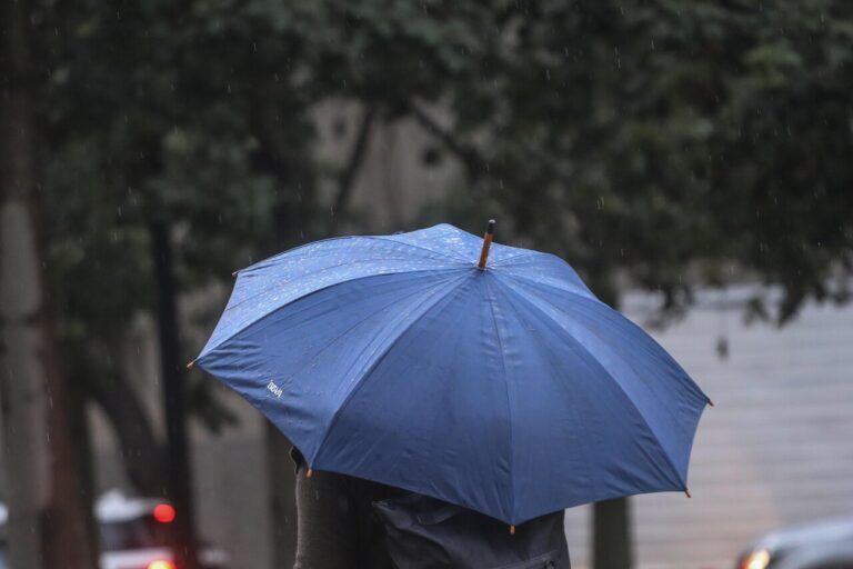 Meteorología emite aviso por altas temperaturas, precipitaciones y tormentas eléctricas en varias regiones del norte del país