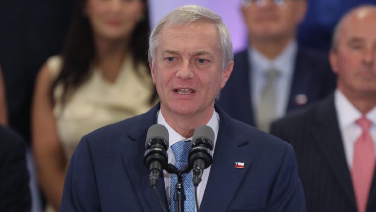 Cadem: El 54% de los encuestados cree que a Chile le irá bien con el nuevo Gobierno de José Antonio Kast