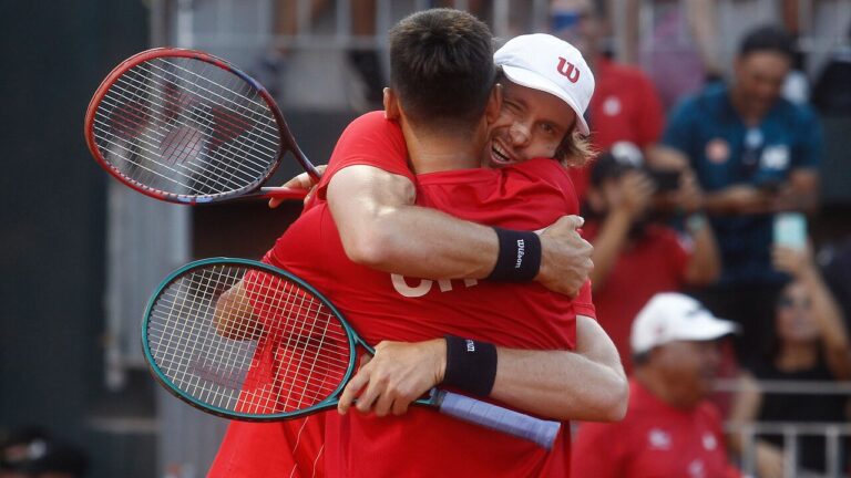 Copa Davis: Chile derrota a Serbia y recibirá a España en busca de las finales